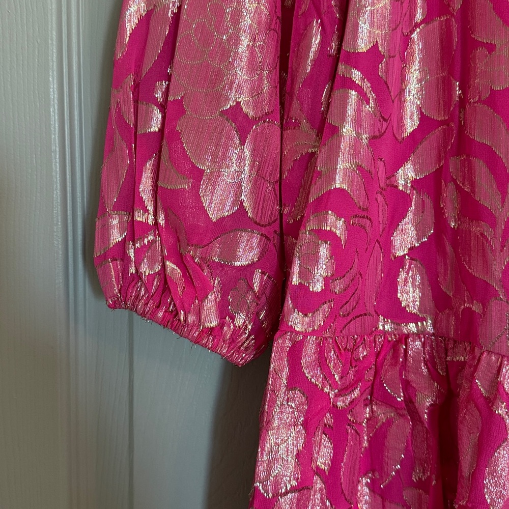 Lilly Pulitzer Hot Pink Metallic Floral Long Sleeve Dress. Size 2 runs big - Picture 4 of 10